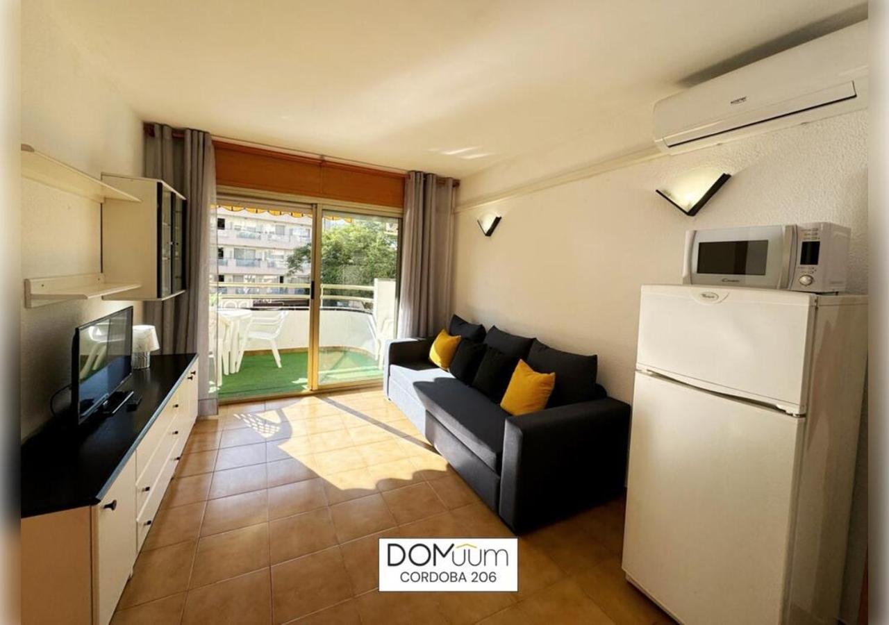 Domuum Holidays - Cordoba Apartments Salou Bagian luar foto