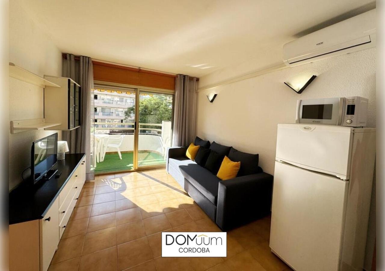 Domuum Holidays - Cordoba Apartments Salou Bagian luar foto